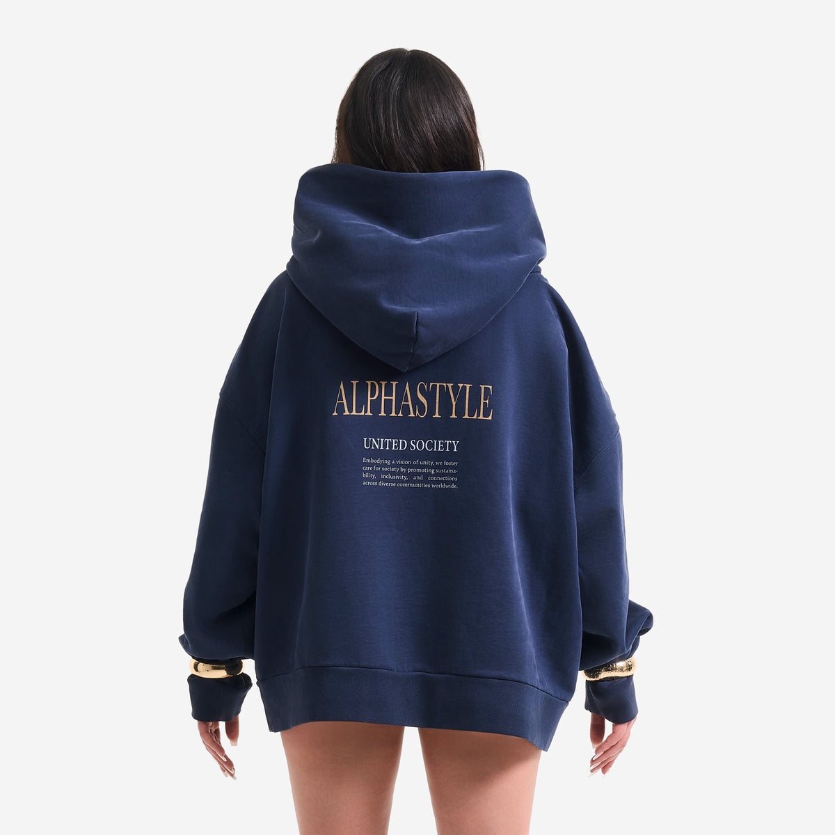 AlphaStyle United Hood Hoodie in Navy – Rückansicht am Model mit ALPHASTYLE-United-Society-Rückenprint