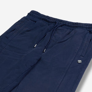 AlphaStyle Harris Straight Leg Sweatpants in Navy – Produktansicht liegend mit Kordelzug-Bund und Eingrifftaschen