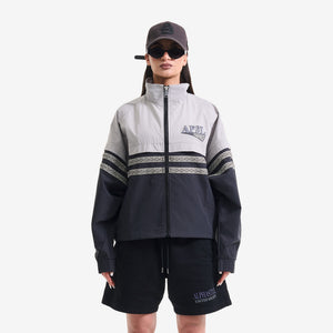 AlphaStyle Whitman Batwing Windbreaker Jacket in Black/Grey – Frontansicht am Model mit Stehkragen und Batwing-Schnitt