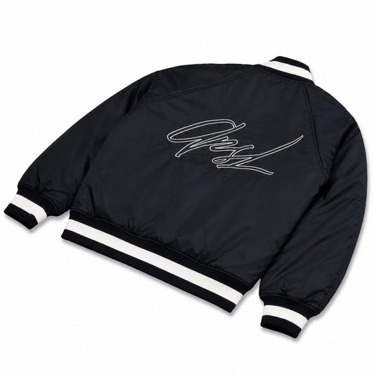 AlphaStyle Barren Varsity Jacket in Black – Rückenansicht mit White Cursive AlphaStyle-Signature-Logo